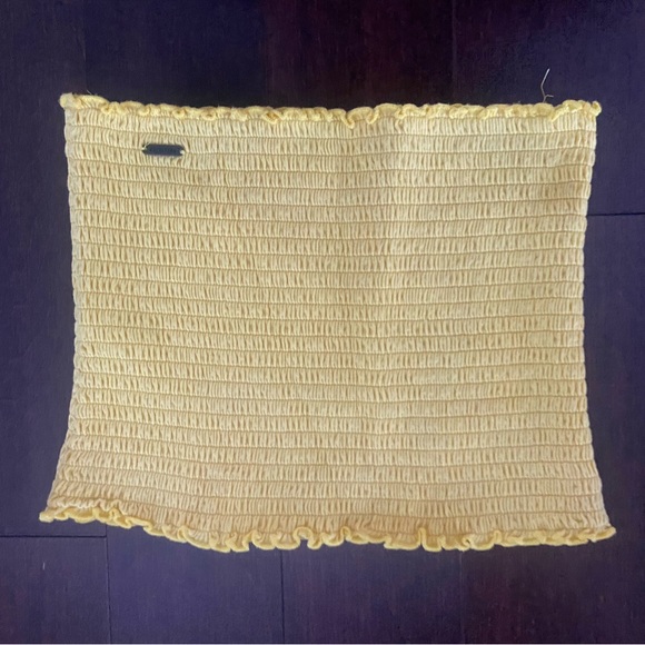 5 tops - Hollister, dynamite etc. - Picture 8 of 16